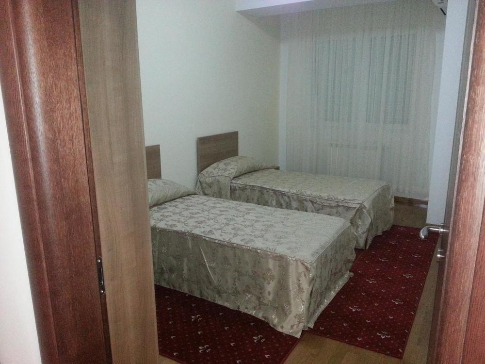 Tcc Grand Plaza Hotel Skopje Esterno foto