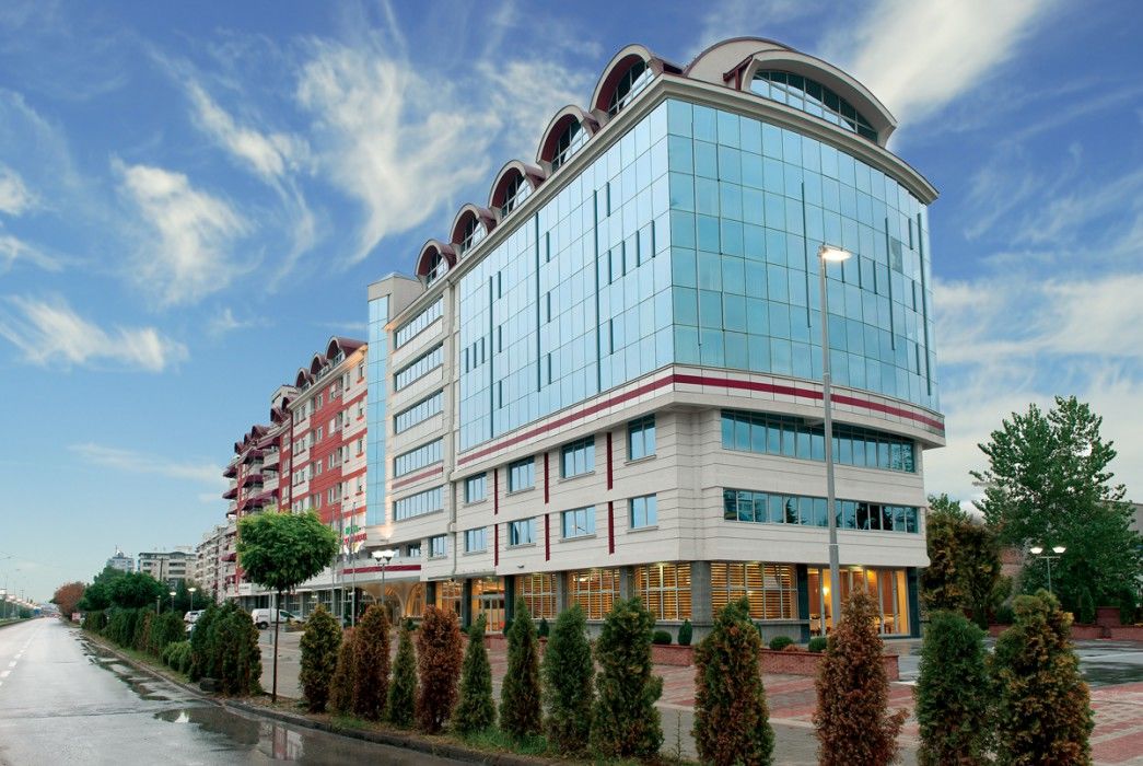Tcc Grand Plaza Hotel Skopje Esterno foto