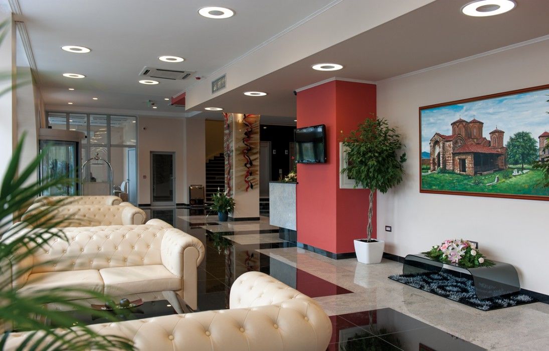 Tcc Grand Plaza Hotel Skopje Esterno foto