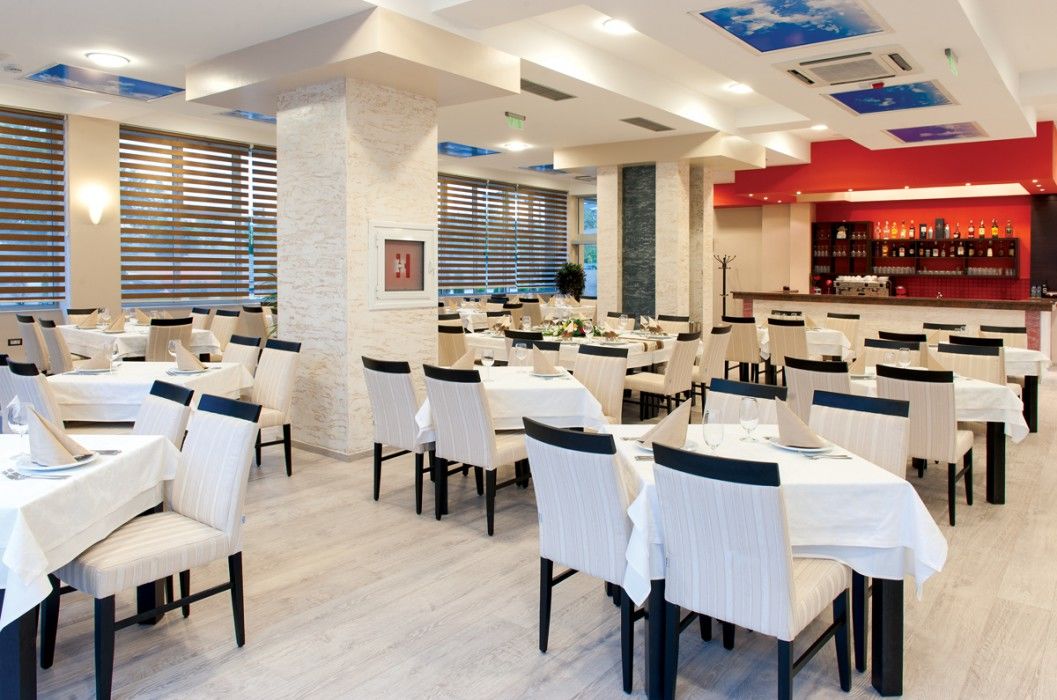 Tcc Grand Plaza Hotel Skopje Esterno foto