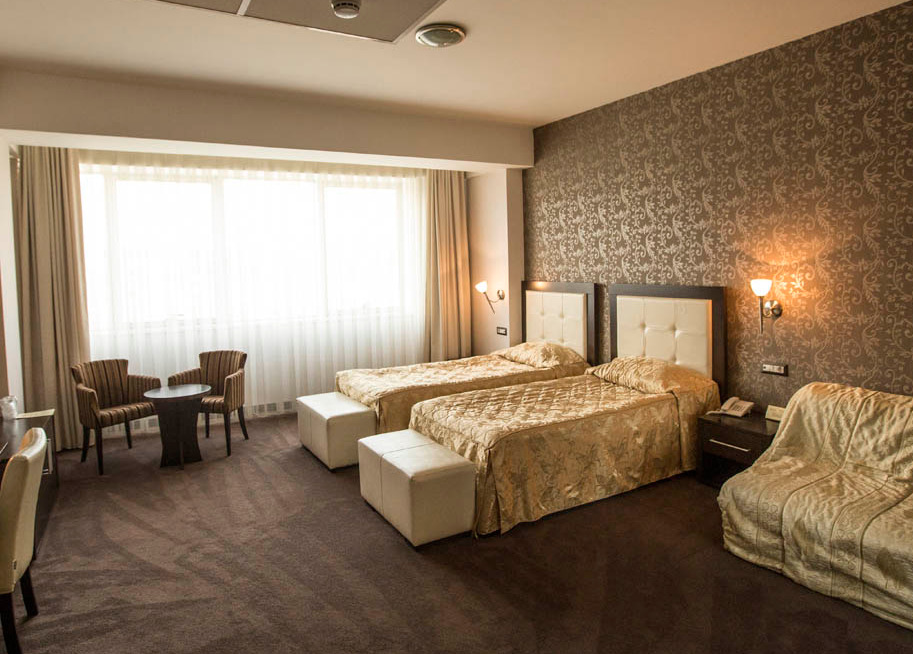 Tcc Grand Plaza Hotel Skopje Esterno foto