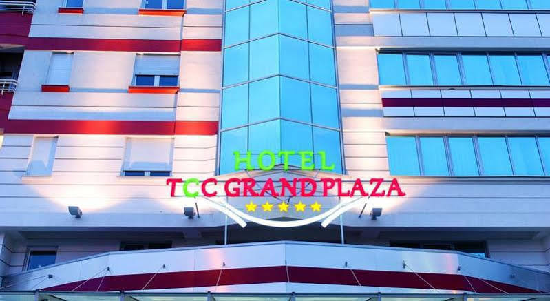 Tcc Grand Plaza Hotel Skopje Esterno foto